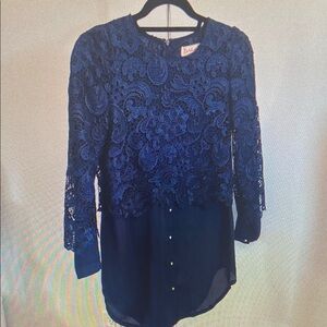 Elegant Navy Lace Women's Top